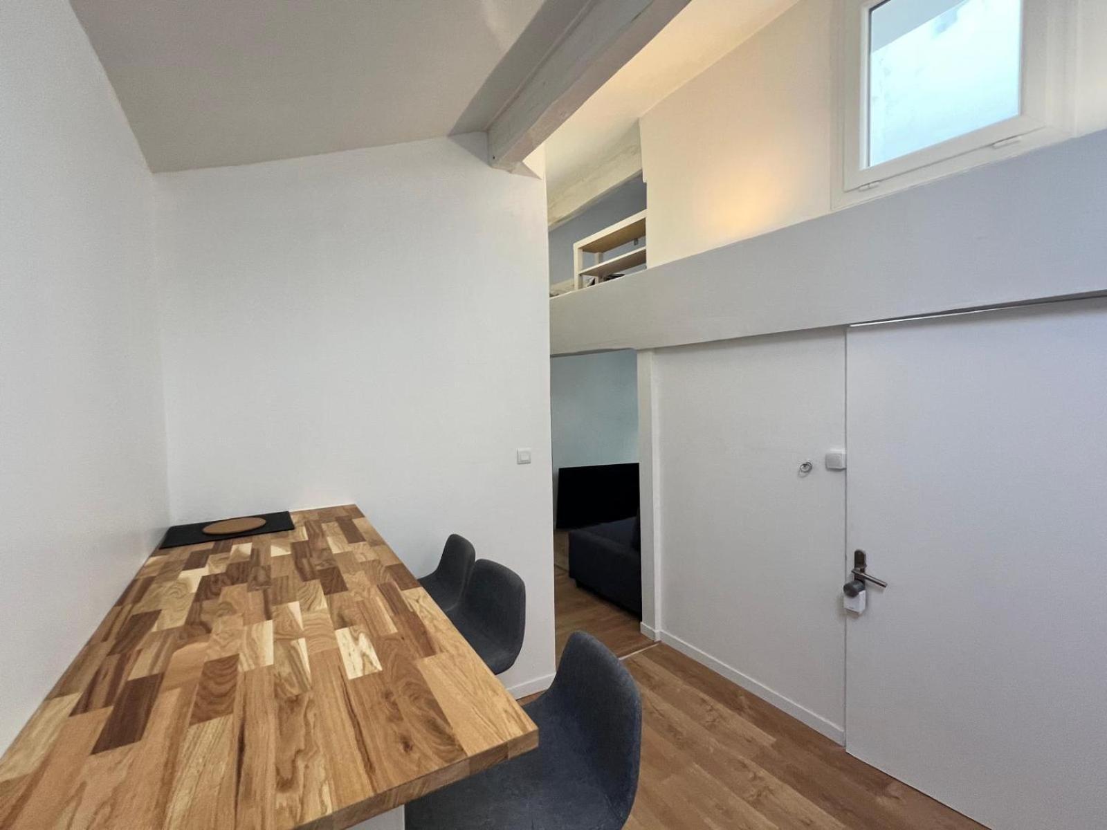 Studio Mezzanine Centre-Ville #12 土伦 外观 照片